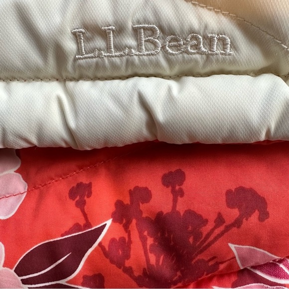 LL Bean Reversible Coral Floral Cream Down Puffer Vest Size Medium - Picture 15 of 15